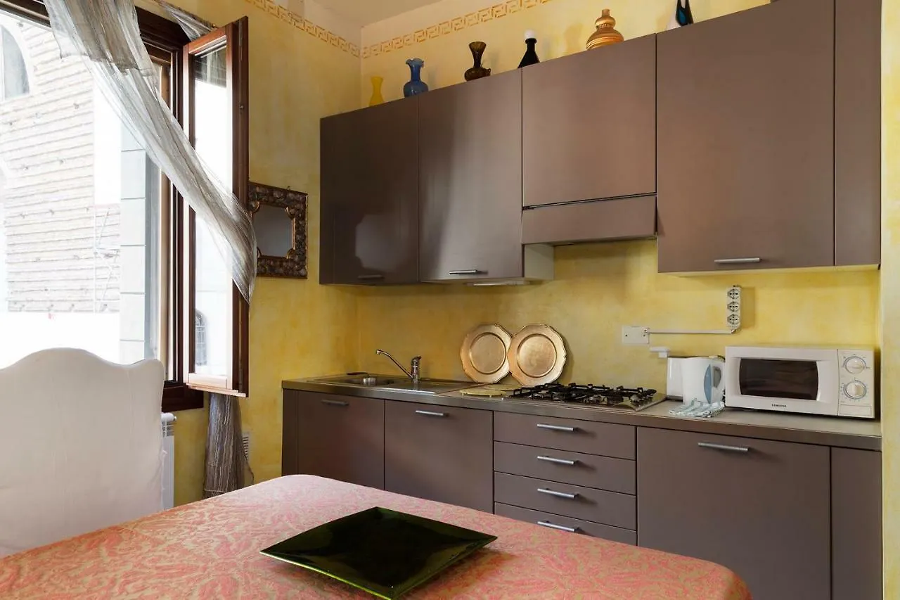 Ca' Zora Apartment - Contemporary & Barock House Benátky